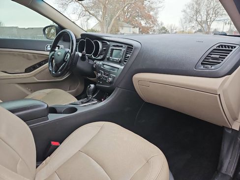 Used 2013 Kia Optima EX w/ Premium Pkg image 13