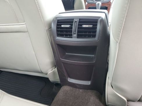 Used 2014 Buick Regal FWD image 19