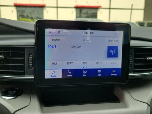 Used 2023 Ford Explorer XLT w/ Equipment Group 202A RWD image 17