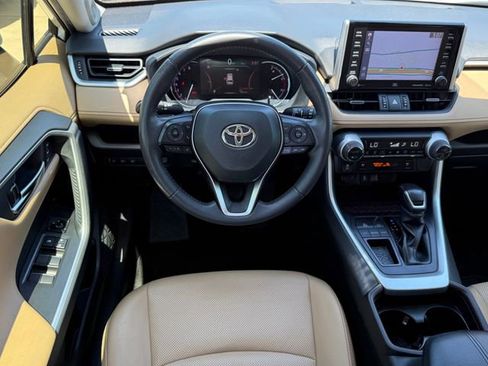 Used 2020 Toyota RAV4 Limited w/ Limited Grade Weather Package FWD image 25