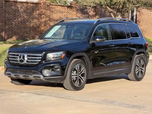 Certified 2025 Mercedes-Benz GLB 250 image 8