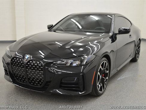 Used 2025 BMW 430i Coupe w/ M Sport Package image 2