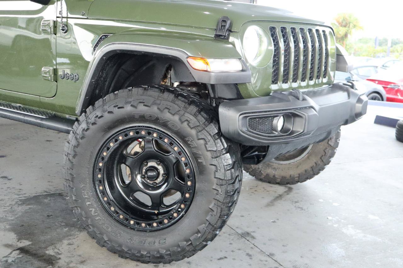 Used 2021 Jeep Gladiator Sport AWD/4WD image 4
