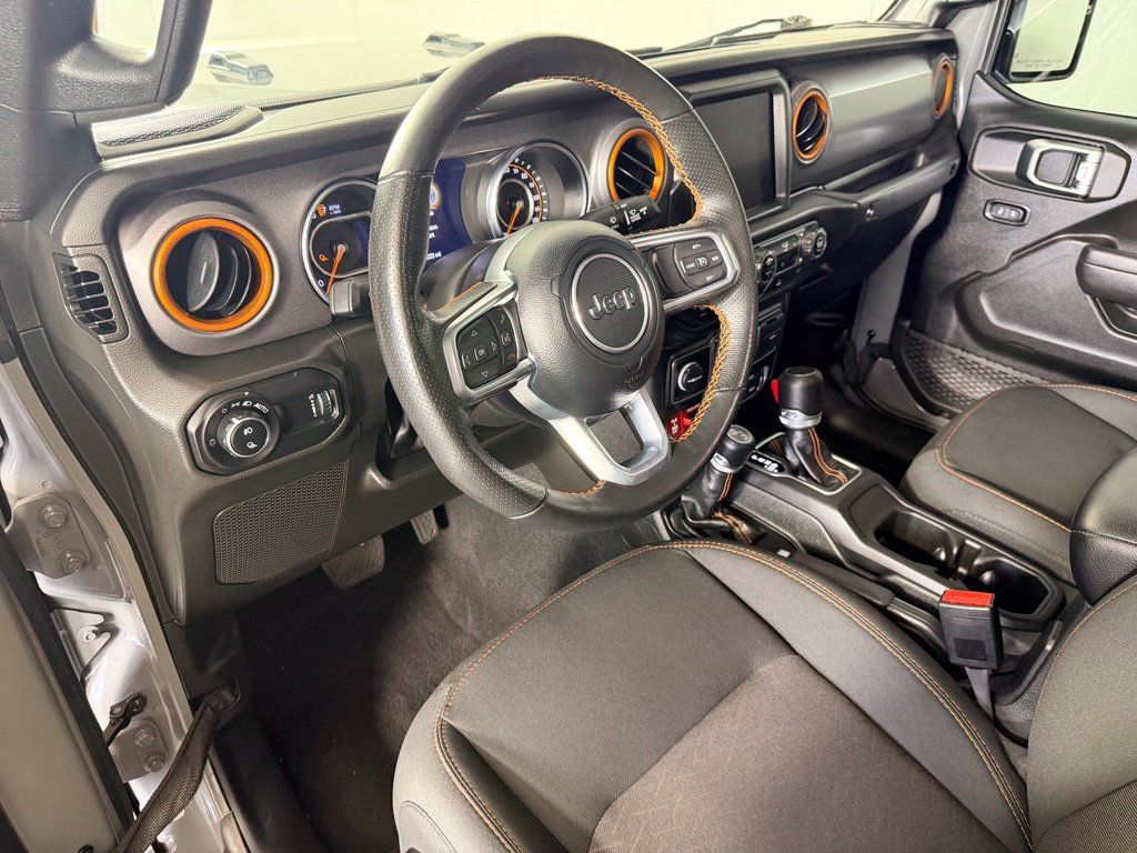 Used 2023 Jeep Gladiator Mojave w/ LED Lighting Group AWD/4WD image 34