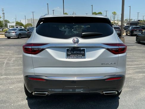 Used 2019 Buick Enclave Essence w/ Trailering Package, 5000 lbs. FWD image 4