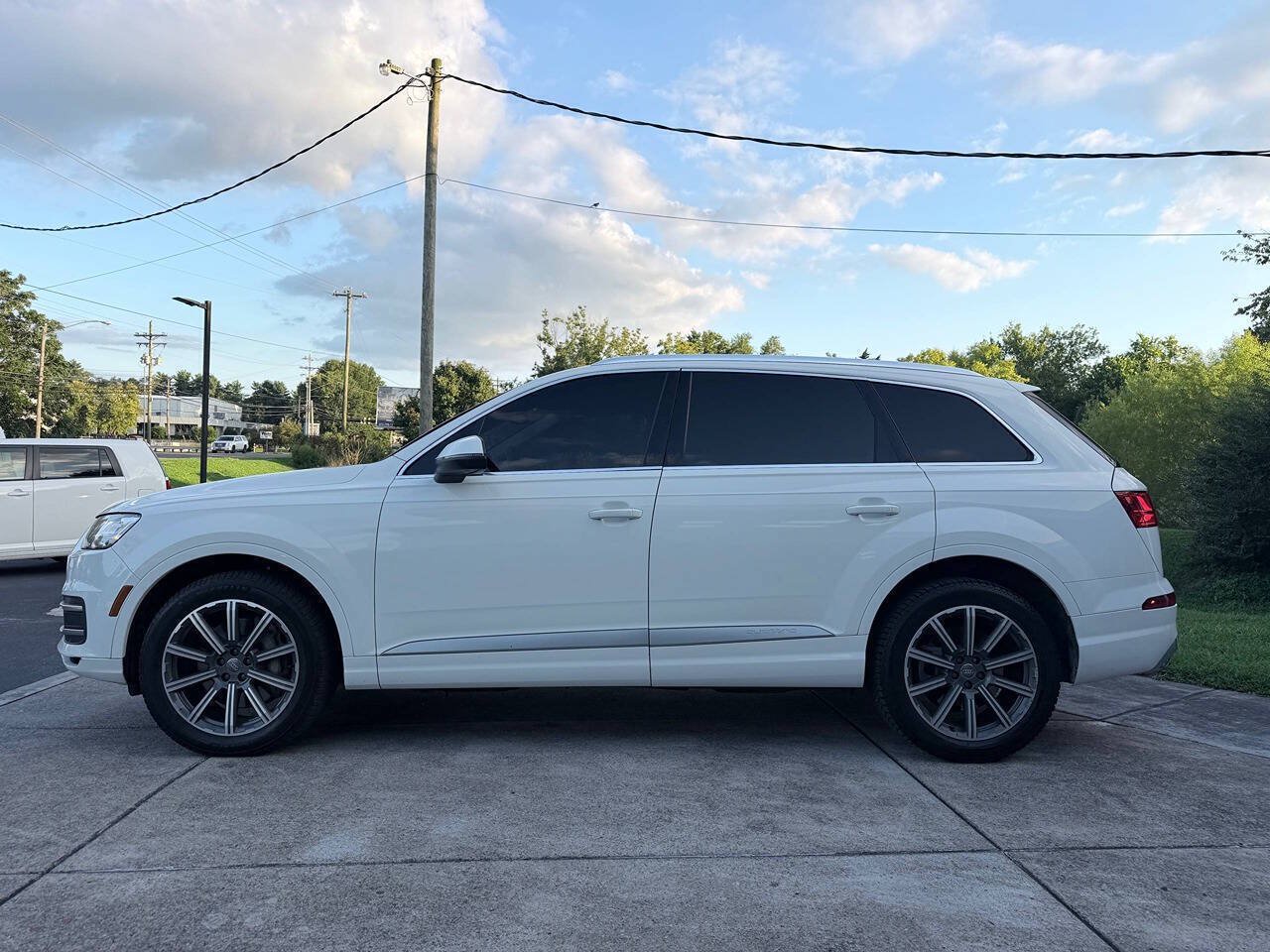 Used 2018 Audi Q7 3.0T Prestige w/ Prestige Package AWD/4WD image 2