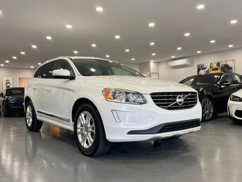 Used 2015 Volvo XC60 T5 Premier image 1