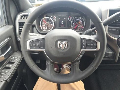 Certified 2025 RAM 2500 Big Horn AWD/4WD image 17
