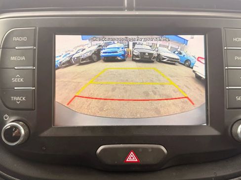 Used 2021 Kia Soul LX image 23