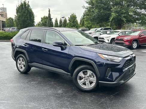 Used 2025 Toyota RAV4 XLE FWD image 2