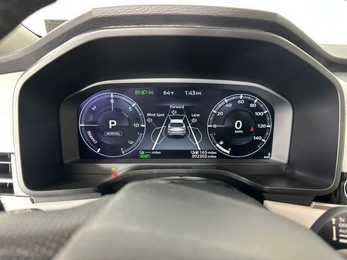 Used 2025 Mitsubishi Outlander 4WD Plug-In Hybrid image 25