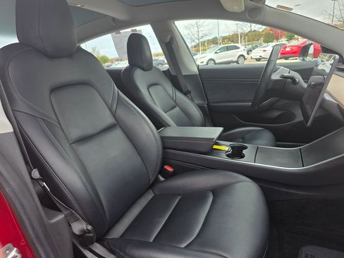 Used 2018 Tesla Model 3 Long Range image 7