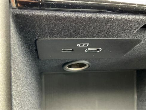 New 2026 Volvo XC90 B6 Ultra w/ Protection Package image 23