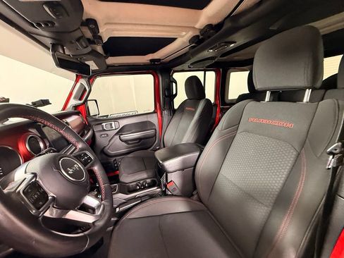 Used 2018 Jeep Wrangler Unlimited Rubicon AWD/4WD image 39