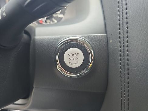 Used 2024 Nissan Armada SV AWD/4WD image 25
