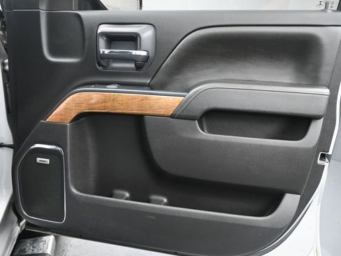 Used 2015 Chevrolet Silverado 1500 LTZ image 20