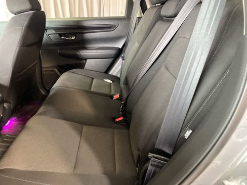 Used 2025 Honda CR-V EX image 18