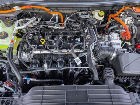 New 2025 Ford Escape SE image 17