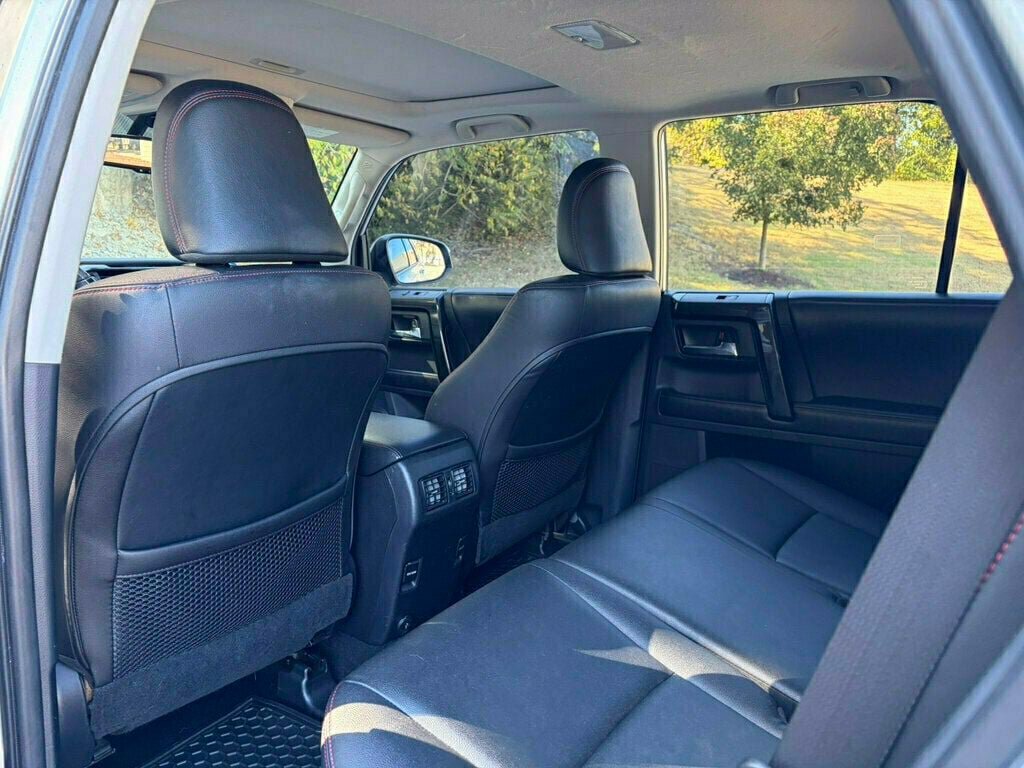 Used 2016 Toyota 4Runner Trail Premium AWD/4WD image 31