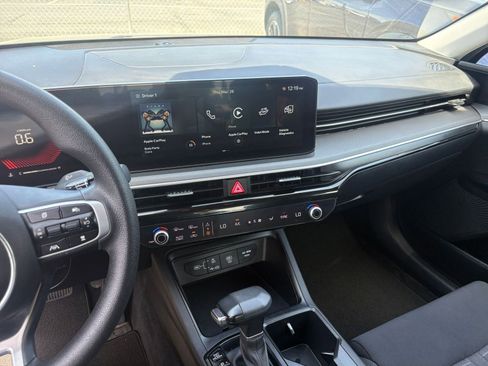 Used 2025 Kia K5 LXS image 17