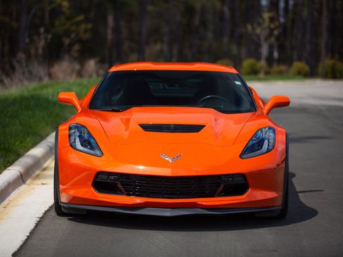 Used 2019 Chevrolet Corvette Z06 RWD image 17