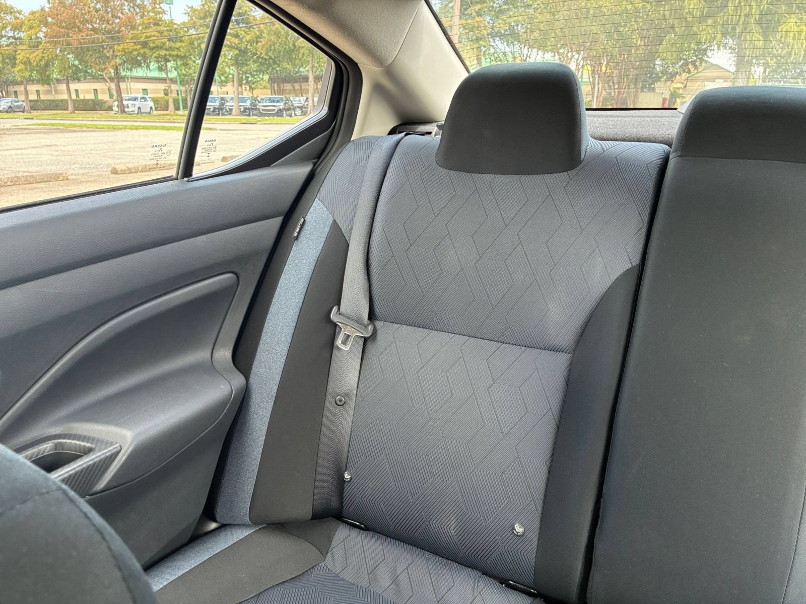 Used 2025 Nissan Versa SV FWD image 36