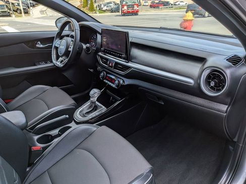 Certified 2023 Kia Forte GT-Line image 23