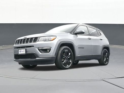 Used 2019 Jeep Compass Altitude image 52