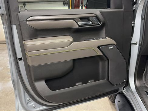 Certified 2023 Chevrolet Silverado 1500 ZR2 w/ Technology Package image 5