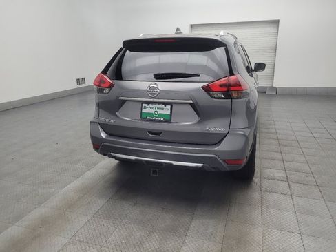 Used 2018 Nissan Rogue SV AWD/4WD image 7