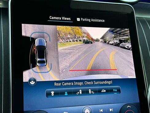 Used 2025 Mercedes-Benz C 300 Sedan image 24