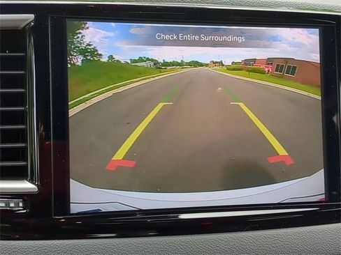 New 2025 Chrysler Voyager LX image 35