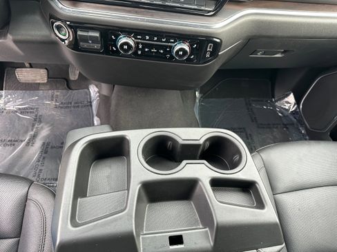 Used 2025 GMC Sierra 1500 SLT image 35