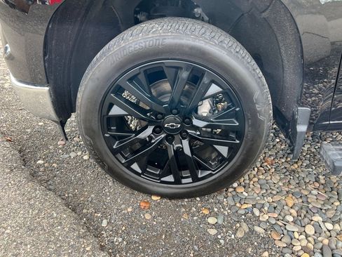 Used 2022 Chevrolet Silverado 1500 LTZ w/ Technology Package image 21