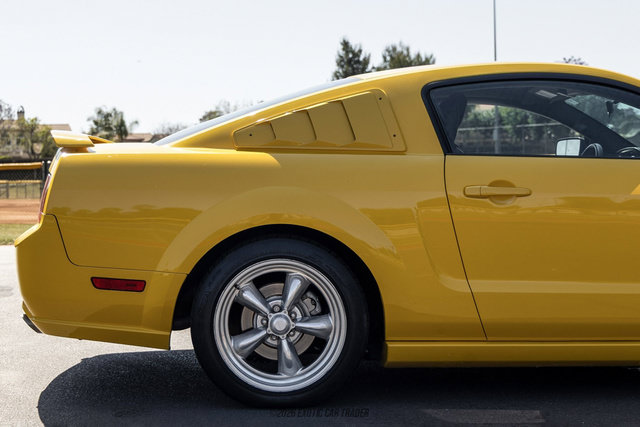 Used 2006 Ford Mustang GT Premium RWD image 10