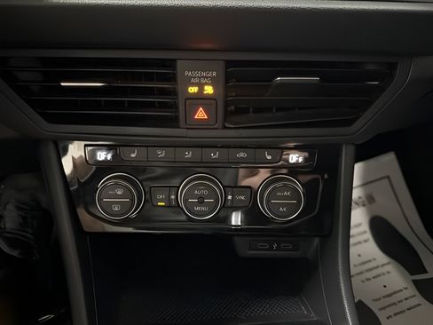 Used 2021 Volkswagen Jetta R-Line FWD image 22