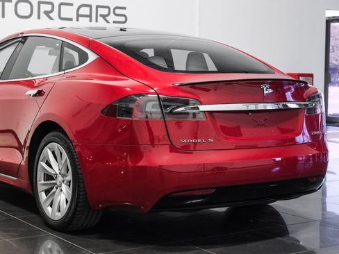 Used 2018 Tesla Model S P100D image 15