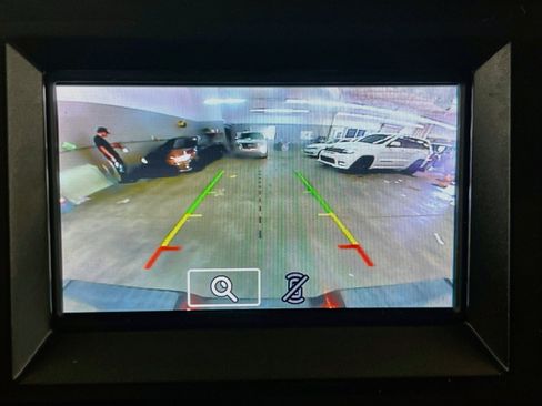 Used 2018 Ford F150 XLT RWD image 9