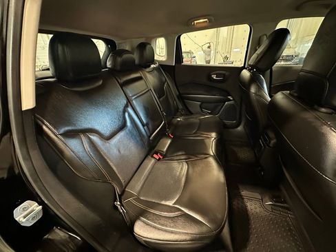 Used 2018 Jeep Compass Limited w/ Navigation Group image 32