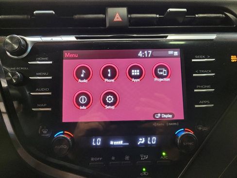 Used 2020 Toyota Camry XSE image 25