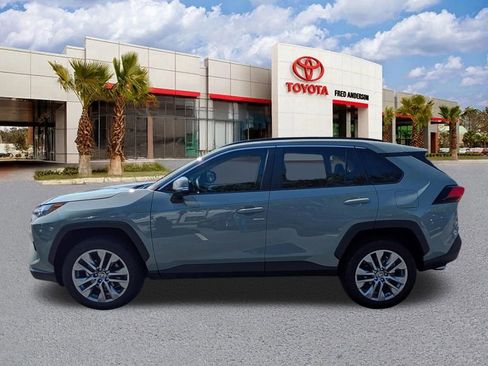 Certified 2023 Toyota RAV4 XLE Premium image 8