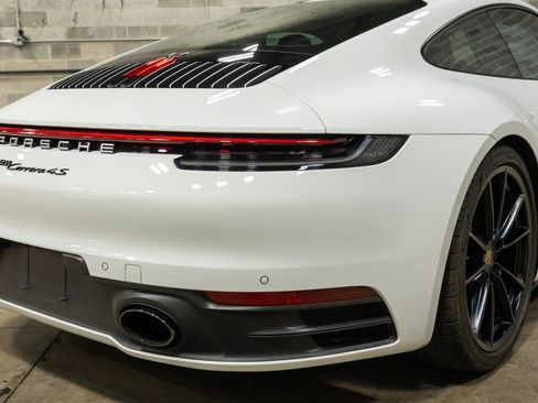 Used 2020 Porsche 911 Carrera 4S AWD/4WD image 25