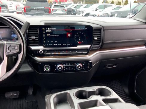 Used 2023 GMC Sierra 1500 Elevation image 6