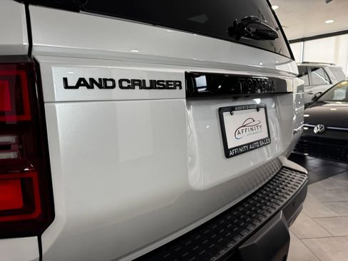 Used 2025 Toyota Land Cruiser w/ Premium Package AWD/4WD image 59