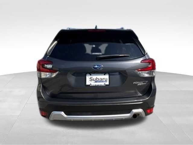 Used 2024 Subaru Forester Touring AWD/4WD image 6