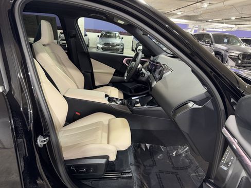 Certified 2025 BMW X3 xDrive30i w/ Premium Package image 10