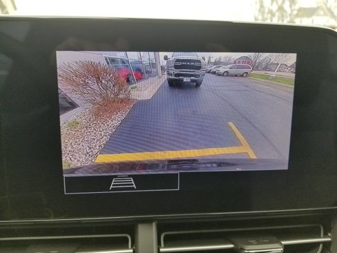 Used 2024 Chevrolet Trax LS FWD image 21