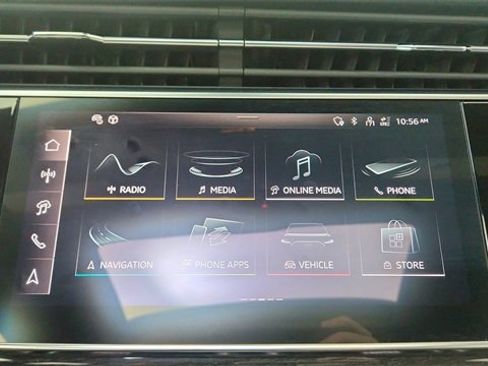 Used 2025 Audi Q8 Prestige w/ Prestige Package image 48