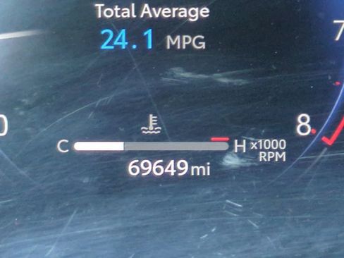 Used 2023 Toyota Highlander Limited FWD image 27