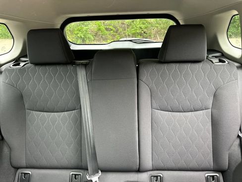 Used 2024 Toyota Corolla Cross LE w/ Moonroof Package AWD/4WD image 27